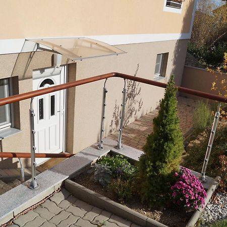 Apartment Robert Maiersdorf ภายนอก รูปภาพ